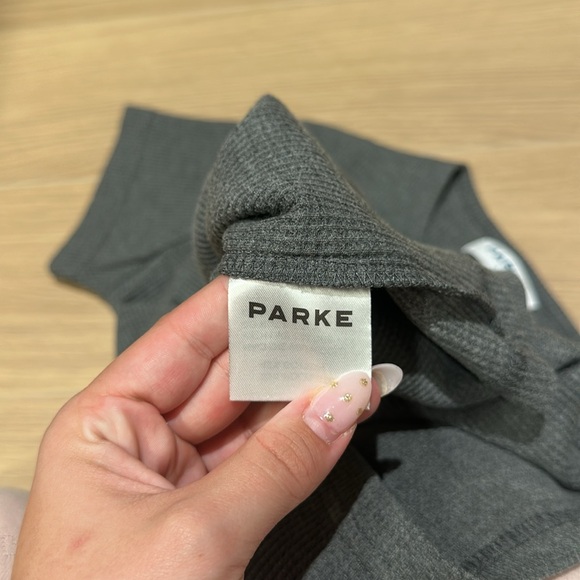 Brand new PARKE Gray Short waffle Sleeve T-Shirt size medium - Picture 5 of 6